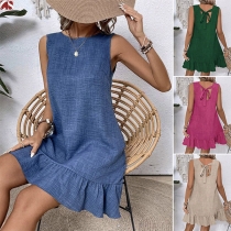 Ärmelloses Freizeitkleid mit Rundhalsausschnitt, Rückenfrei mit Schleife und Rüschen-Saum, Mini-Länge