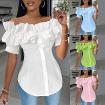 Kortärmad off-shoulder-blus med rynkad kant och knappdetaljer