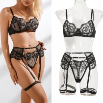 Svart mesh genomskinligt broderat sexigt underkläder set