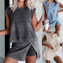 Tvådelat sommarset med ärmlös topp och matchande shorts