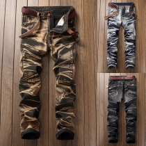 Vintageinspirerade jeans med raka ben och slitna detaljer