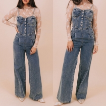 Jumpsuit i vintageinspirerad denim med slitna detaljer, justerbara hängslen och vida ben