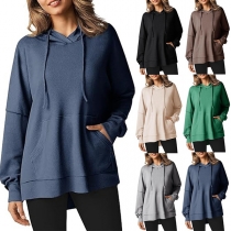 Casual enfärgad hoodie med långa ärmar