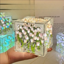 Nattlampa – Handgjord 3D-tulpanblomma i kubformat, kreativ DIY-hemdekor