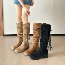 Mid-Cat riddarboots med blockklack, frontsnörning och tofsar