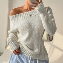 Stickad off-shoulder-tröja i ledig stil med båtringning