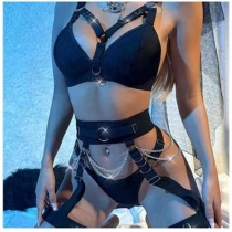 3-delad strumpebandshållare med dekorativa metallkedjor