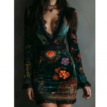 Vintage spetsklänning V-ringad med hög midja och blommönstrad bodycon