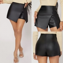 Höga midjade dambyxor i PU-konstläder med sidoslits