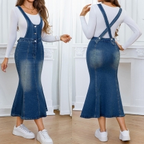 Jeansklänning med rund halsringning, fisksvansad fåll, vintage-tvättad denim och justerbara hängslen