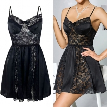 Nattklänning i satin och spets – sexig V-ringad modell med rosett och ryggfri design