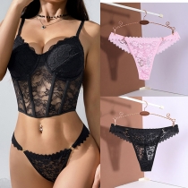 Sexiga trosor i spets, lågmidjade med O-ringdetalj
