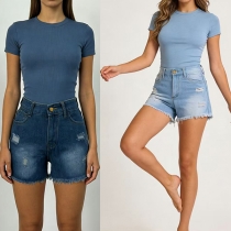 Jeansshorts med hög midja, slim fit och slitningar