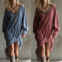 Midiklänning i Western Chic-stil med rutig kant, v-ringning och sidoslits