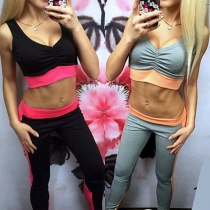 Modekontrastfärgad ärmlös crop-top + höga midjebukser sportdräkt