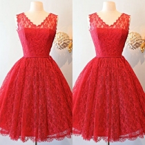 Elegant Solid Color Sleeveless V-neck Lace Dress