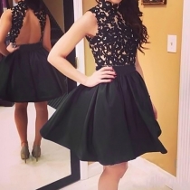 Sexy Lace Spliced Mock Neck Sleeveless Backless Gathered Waist Dress