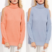Stilren enfärgad tröja med polokrage och öppna axlar, långärmad design