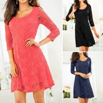 Elegant Solid Color 3/4 Sleeve Round Neck Lace Dress