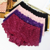 Sexy Low-waist Solid Color Lace Briefs
