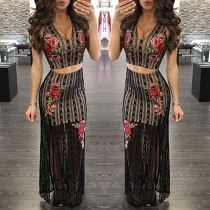 Sexy Deep V-neck Crop Top + High Waist Skirt Embroidered Lace Two-piece Set