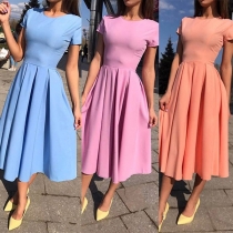 Elegant Solid Color Short Sleeve Round Neck Dress