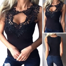 Ärmlös sexig T-shirt med ihålig spetsdetalj och rund hals