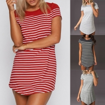 Fashion Short Sleeve Round Neck Arc Hem Striped T-shirt
