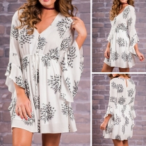 Fresh Style Trumpet Sleeve V-neck Printed Dress