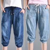 Byxor i caprimodell med låg midja i jeans