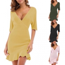 Sexy V-neck Short Sleeve Ruffle Hem Solid Color Dress