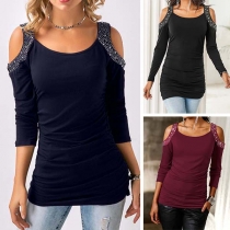 Sexig off-shoulder långärmad rundhalsad T-shirt med rhinestone-detaljer
