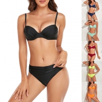 Sexigt enfärgat push-up bikiniset