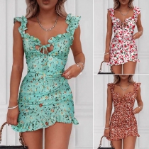 Sexig snörning med V-ringad volangkant Slim Fit Printed Sling Dress