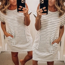 Fashion Short Sleeve Round Neck Front-pocket Striped Dress