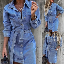 Denimklänning med lång ärm och retroinspirerad POLO-krage