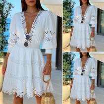Sexy Half Sleeve V-neck Hollow Out Lace Spliced Dress