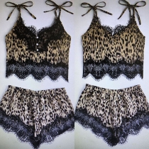 Sexig leopardmönstrad spetstopp med snörning + shorts underklädesset.