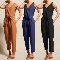 Mode enfärgad ärmlös Jumpsuit med V-ringad hals och hög midja