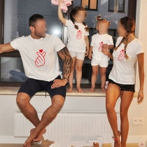 Avslappnad stil Kortärmad rundhalsad gesttryckt förälder-barn-T-shirt