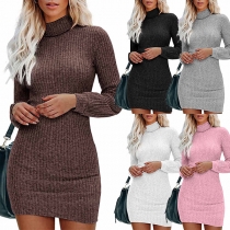 Mode enfärgad långärmad turtleneck Slim Fit Stickad Klänning (Storleken faller small)