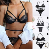 Sexigt underklädesset i spets med utskurna detaljer