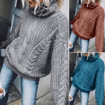 Elegant enfärgad långärmad turtleneck tröja