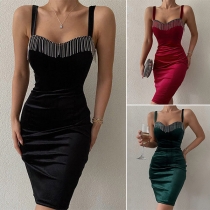 Sexy Solid Color V-neck with Rhinestone Tassel Party Bodycon Dress