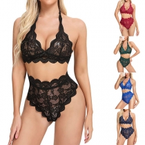 Sexigt halterneck-set med spetsunderkläder