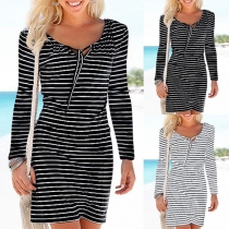 Fashion Sleeveless V-neck Slim Fit Striped Dress