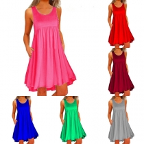 Simple Style Sleeveless Round Neck Solid Color Dress
