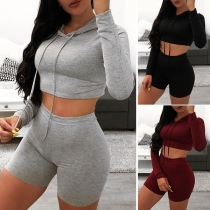 Sexig set med långärmad huva Crop Top + Shorts med hög midja i två delar