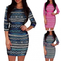 Fashion Half Sleeve Round Neck Slim Fit Printed Dress
