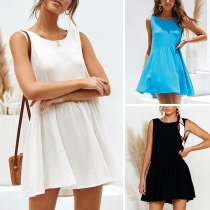 Sexy Backless Sleeveless Round Neck Solid Color Dress
